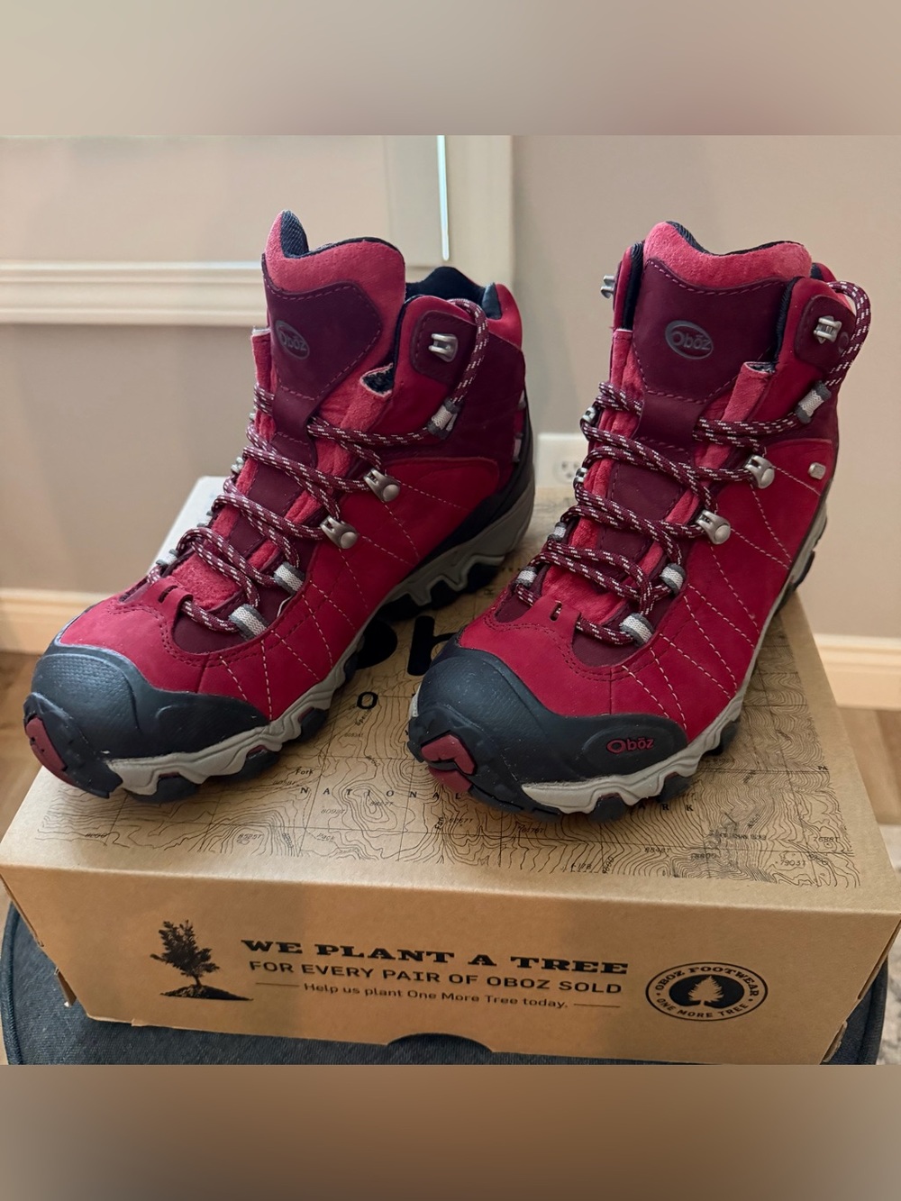 Oboz Women's Red Hiking Boots - Waterproof Athletic Outdoor Shoes - SZ 9
